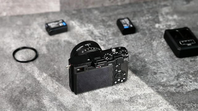 Amazon | JJC Sony用 RX1R III 専用折りたたみ式 サムグリップ